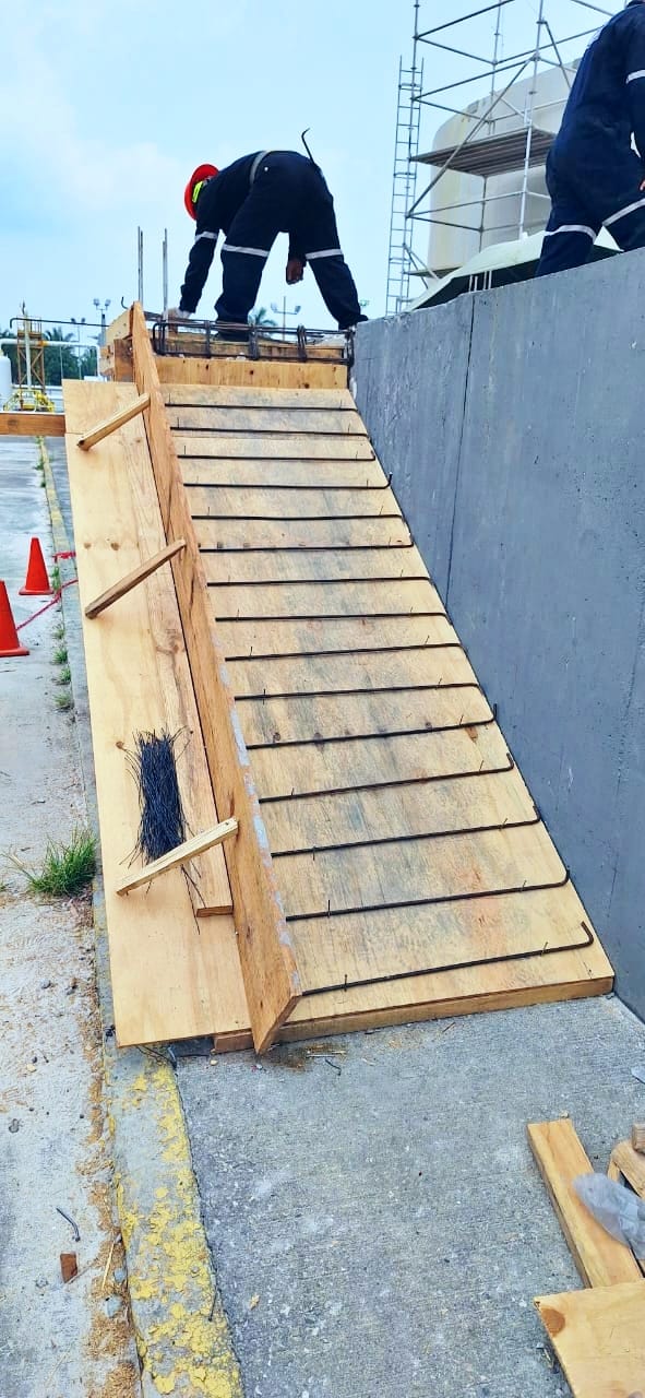 Metropolitan Office Tower